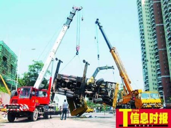 赤壁市吊车出租电话_吊车出租公司分析轴承起重搬运需